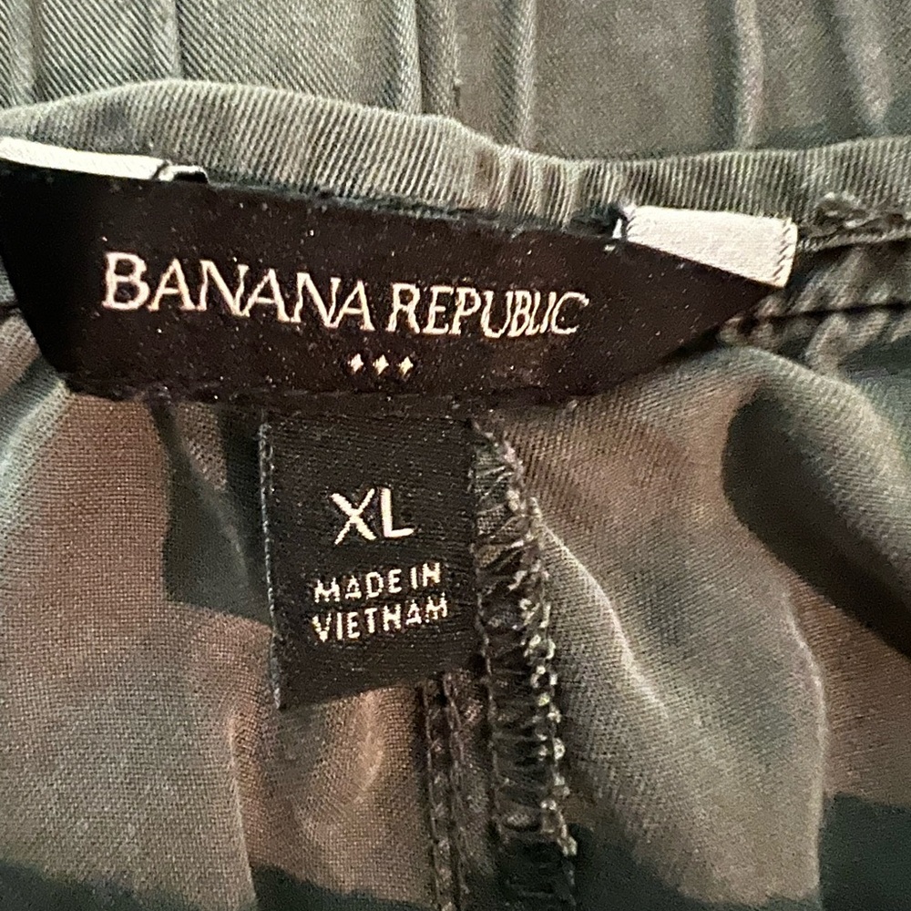 Banana Republic Women’s XL Green Cargo Pants, Drawstring, 6 Pockets - Picture 2 of 6